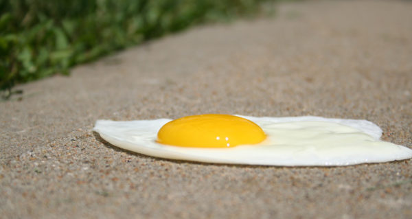 Hot-Summer-Egg-i145119730-600x319.jpg